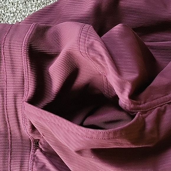 Lululemon Dance Studio Jogger Maroon Mid Rise Full Length Womens Size 8 - Picture 8 of 11